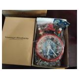 Vantage Disney Busy Boy wind up alarm clock