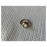 10K Gold Cameo Ring - Approx 3.4 grams