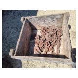 Large, heavy duty chain