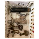 Keys, Elks Pin & Knife