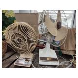 2 fans