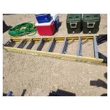 8' fiberglass stepladder