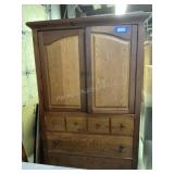 Entertainment Center - 70 x 44 x 23'