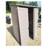 Yard storage box