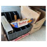 2 Boxes Hangars & Empty Boxes