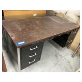 Metal Desk - 60 x 30 x 30' - Rusty