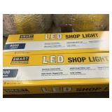 2 LED Lights