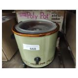 2 crock pots