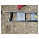 2 step aluminum stepladder