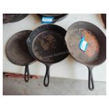 3 cast iron pans