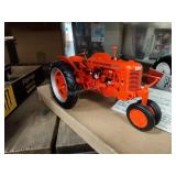 Case die cast tractor - broken light