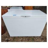 Frigidaire chest freezer