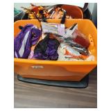 2 totes Halloween decor