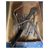 Assorted ratchets and other items