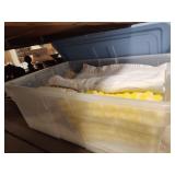Tote of blankets