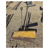 4 metal snow shovels