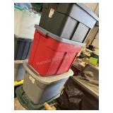 4 Plastic Totes