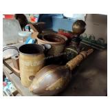 Pots and decor