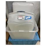 4 Plastic Totes