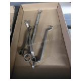 Assorted wrenches