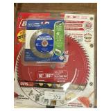 2 Saw Blades