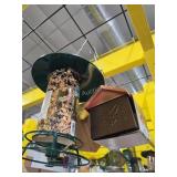 Bird feeder
