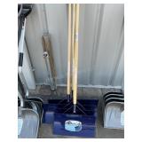 4 metal snow shovels
