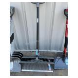 2 snow shovels