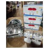 4 brooder lights and 6 boxes heat lamps