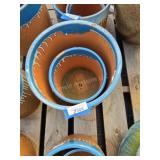 2 pots