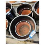 4 pots