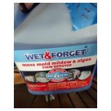 2 jugs Wet and Forget stain remover 1 gal