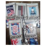 5 garden flags and hanger
