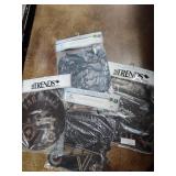 4 Metal garden flags