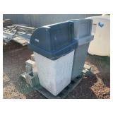 2 concrete receptacles and blocks