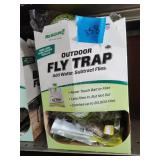 Box of fly traps