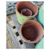 3 pots