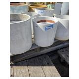 6 pots