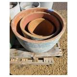 3 pots