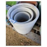 3 pots