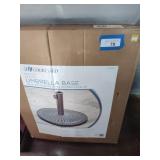 Courtyard umbrella base bronze