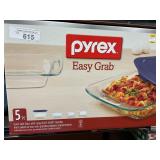 Pyrex 5 piece Bakeware