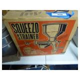 Squeeze strainer
