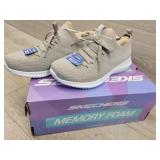 Sketches memory foam shoes, size 6.5