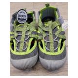 Size 10 toddler Oshkosh shoes