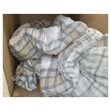 Comforter and pillow cases. Used, Has rips