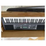 Yamaha keyboard- untested