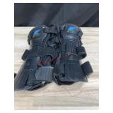 Wrist braces