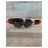 3 pairs of oakley