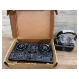 1 Pioneer Dj mixer 1 Artiste headphones